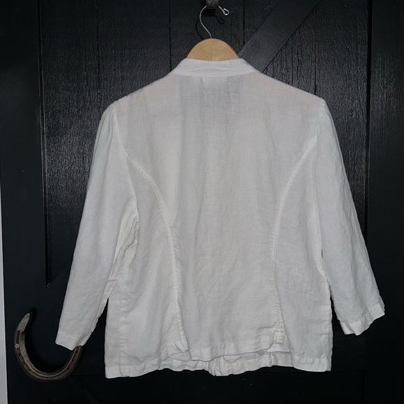 Chico’s 100% Linen Lightweight Boho Beaded Blazer Button Front Jacket Size 2 (L) - Picture 8 of 13